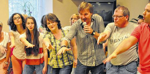 Nik P. beim Vocalensemble Melomania Nik P. beim Vocalensemble Melomania