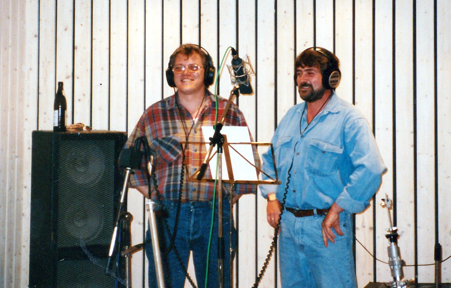 Klaus Rappelt und Elmar Fiederling im Aufnahmestudio